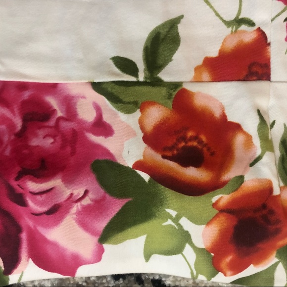 Windsor Floral Spaghetti Strap Shirt - Picture 2 of 4